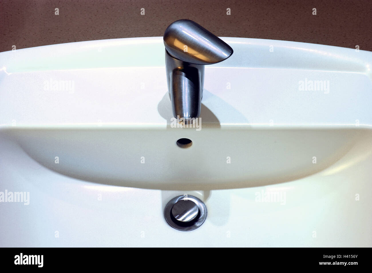 Overflow sink hi-res stock photography and images - Alamy