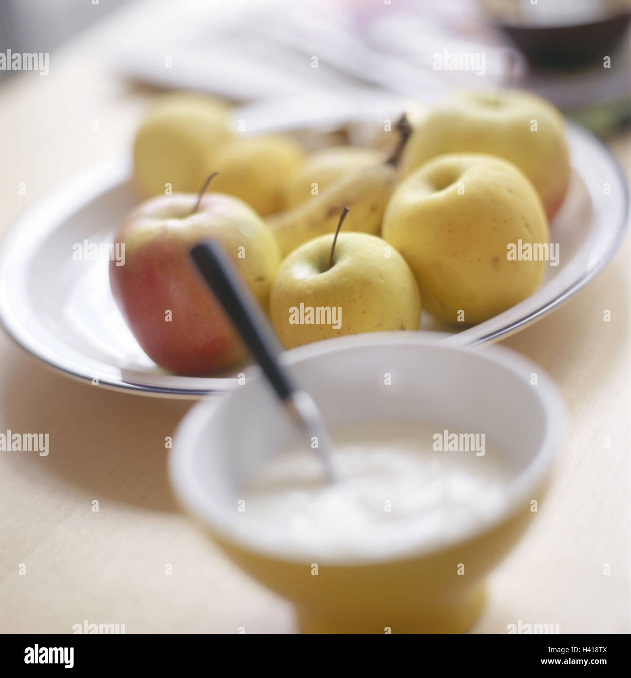 Peel, yoghurt, plate, fruits, breakfast, to breakfasts, muesli, apples