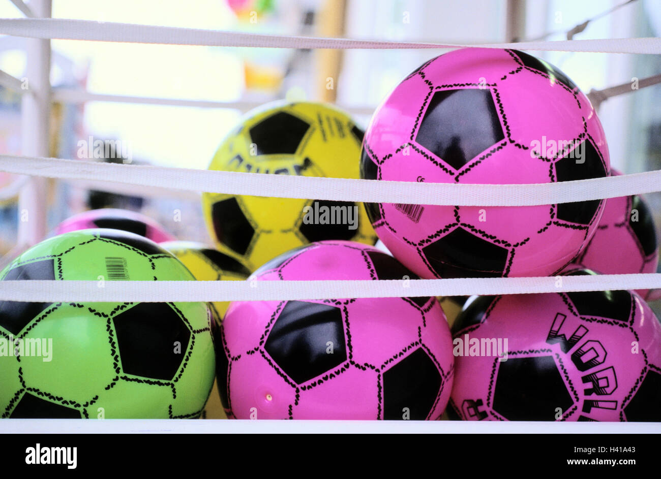 Business, sales, plastic soccer balls, brightly, detail, toys business