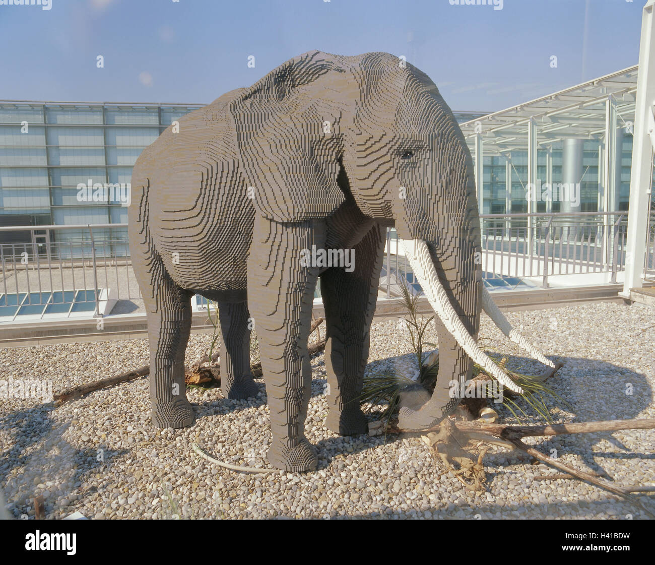 Lego elephant hi-res stock photography and images - Alamy