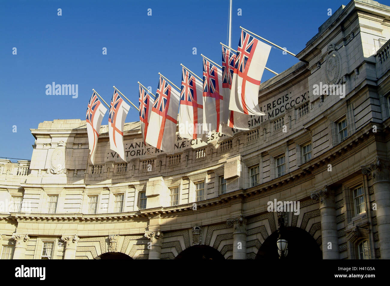 Great Britain, England, London,  Admiralty Arch, flags,  Europe, UK, flags, British, construction, bow, pass, The Mall, detail Stock Photo