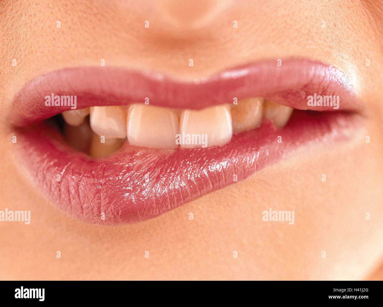 Woman, mouth, facial play, scepticism, pain, close up, look, women's