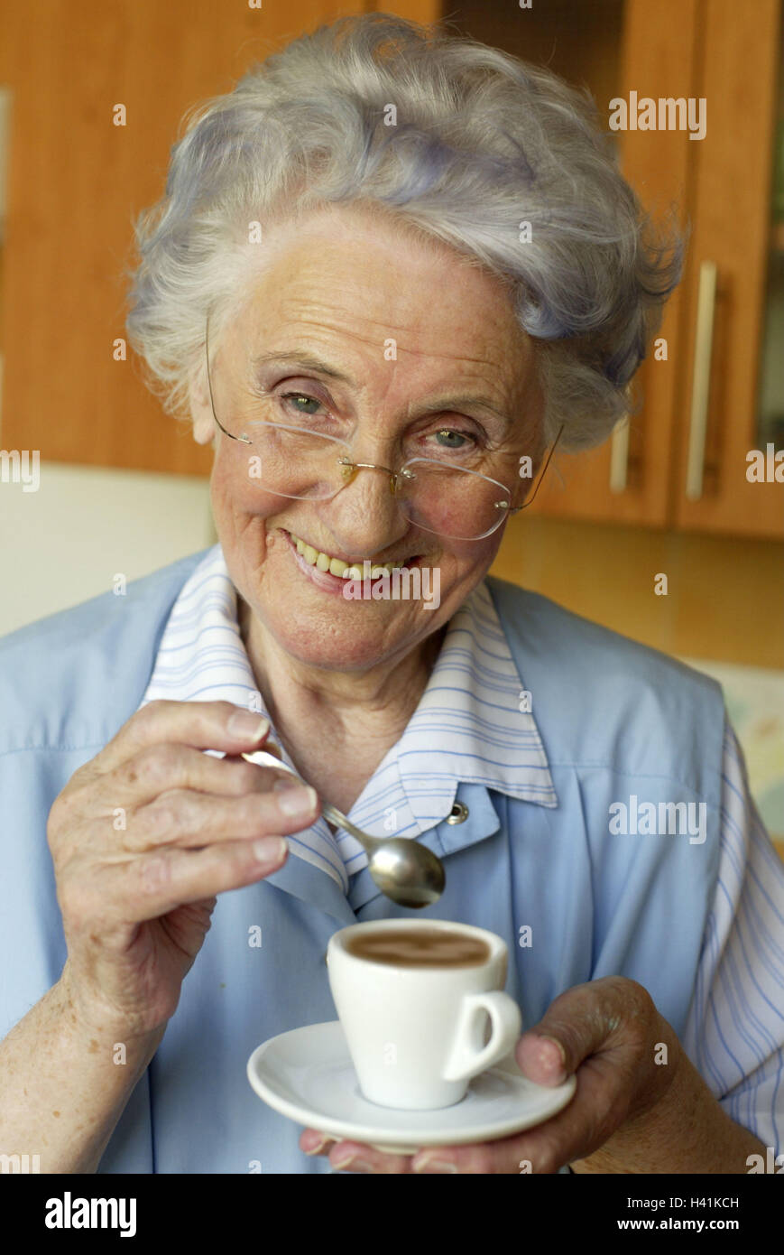 https://c8.alamy.com/comp/H41KCH/senior-glasses-espresso-drink-smile-half-portrait-60-70-years-woman-H41KCH.jpg