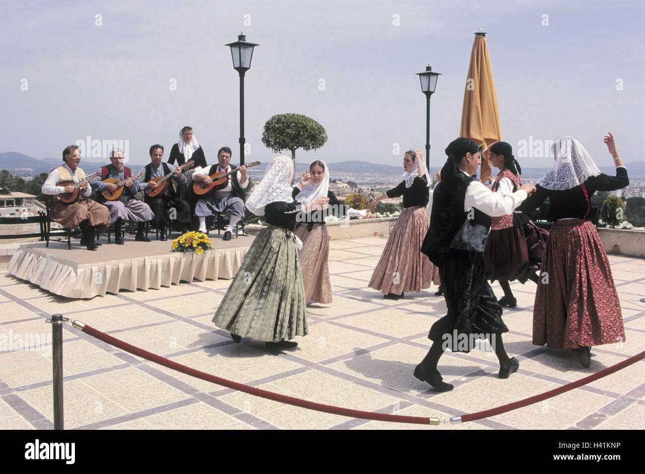 Spain, Majorca, hotel terrace, musician, folklore group, dance, no model release the Mediterranean Sea, the Balearic Islands, island, hotel, terrace, men, make music, dance compensating roller, folklore clothes, folklore, folklore evening, entertainment, Stock Photo