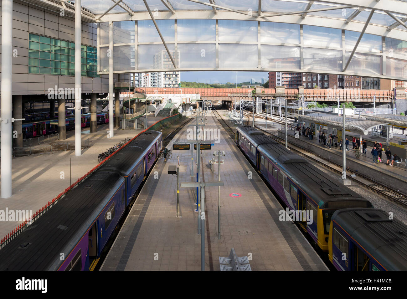 Manchester Victoria Train Station Platforms Stock Photo