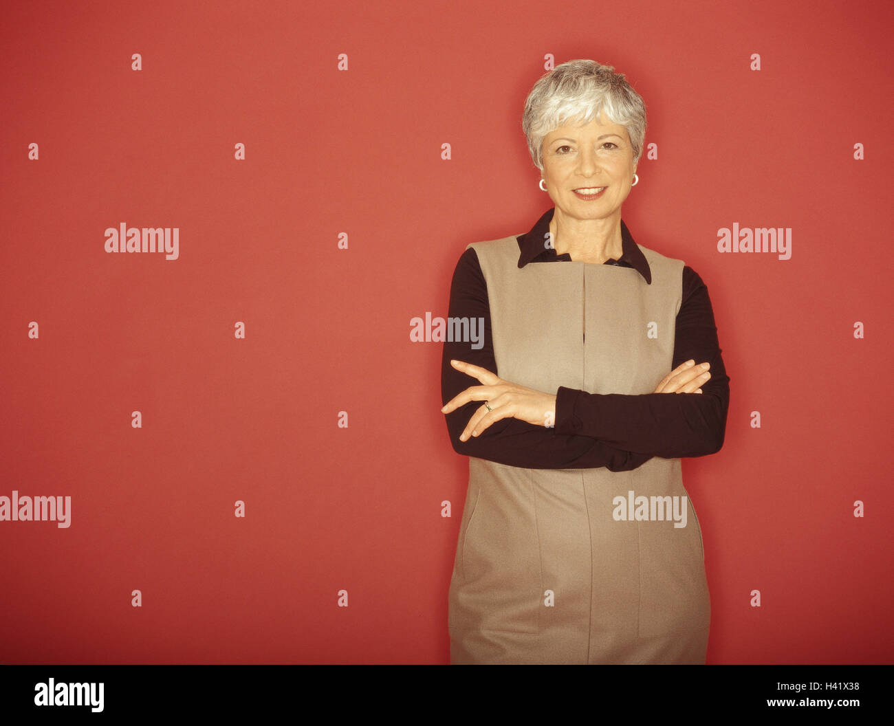 Senior Poor Halbportrat Crosses Women Portrait Woman 60 70