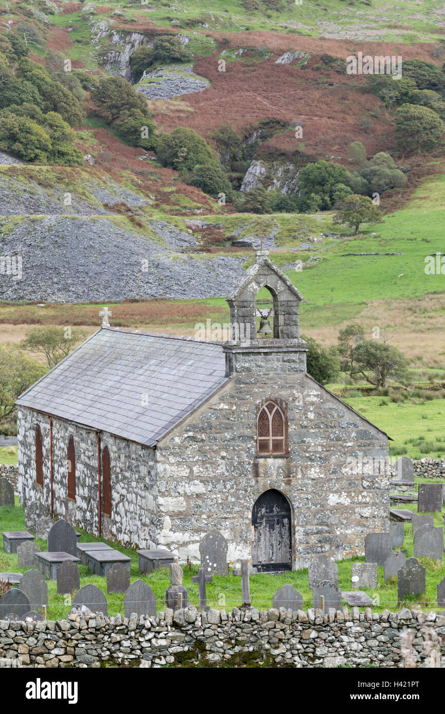 Tynllan Chapel, Cwm Pennant, Snowdonia National Park, North Wales, UK