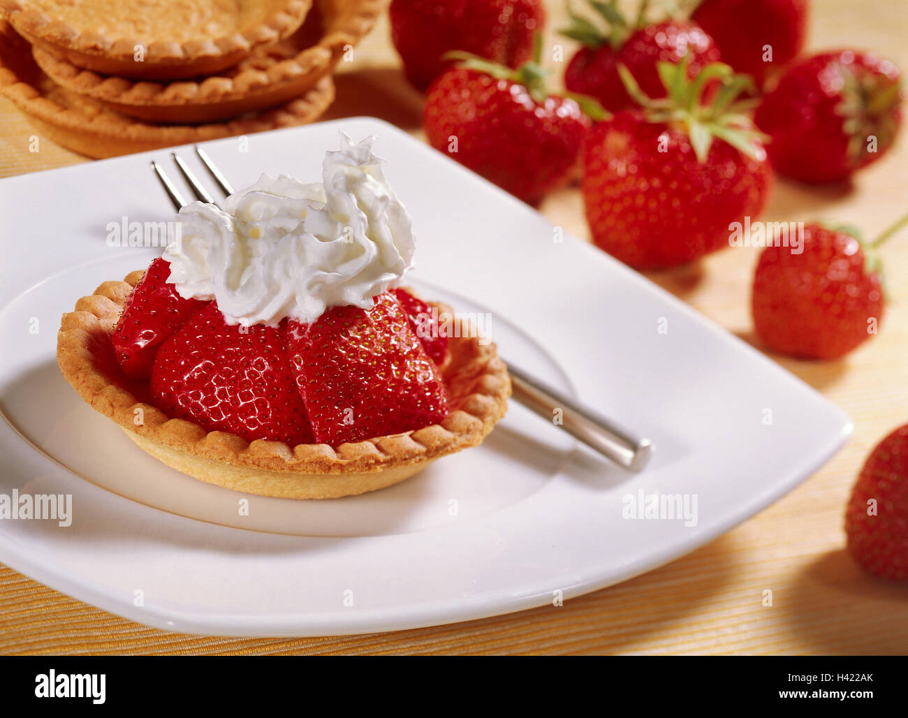 Dessert, strawberry tartlet, cream, dessert, icecream, strawberry cake