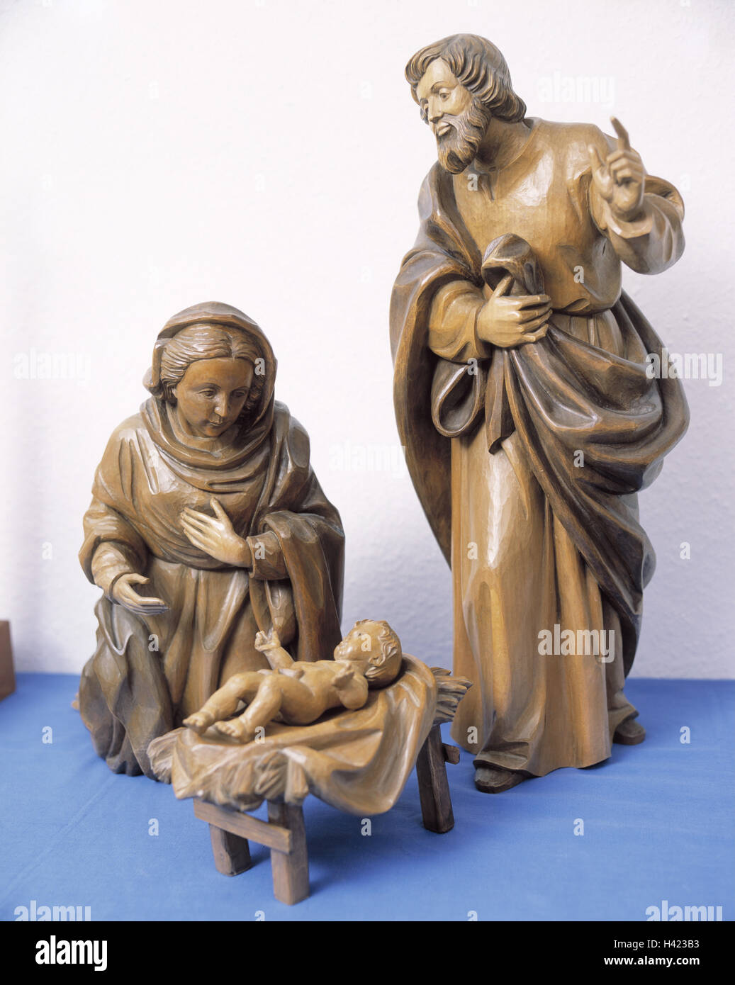 Christmas, nativity figurines, holy family, Germany, upper bunting's region, creche, manger, traditions, religion, child Jesus, Wooden characters, characters, woodwork, pickled, material recording, Still life Stock Photo