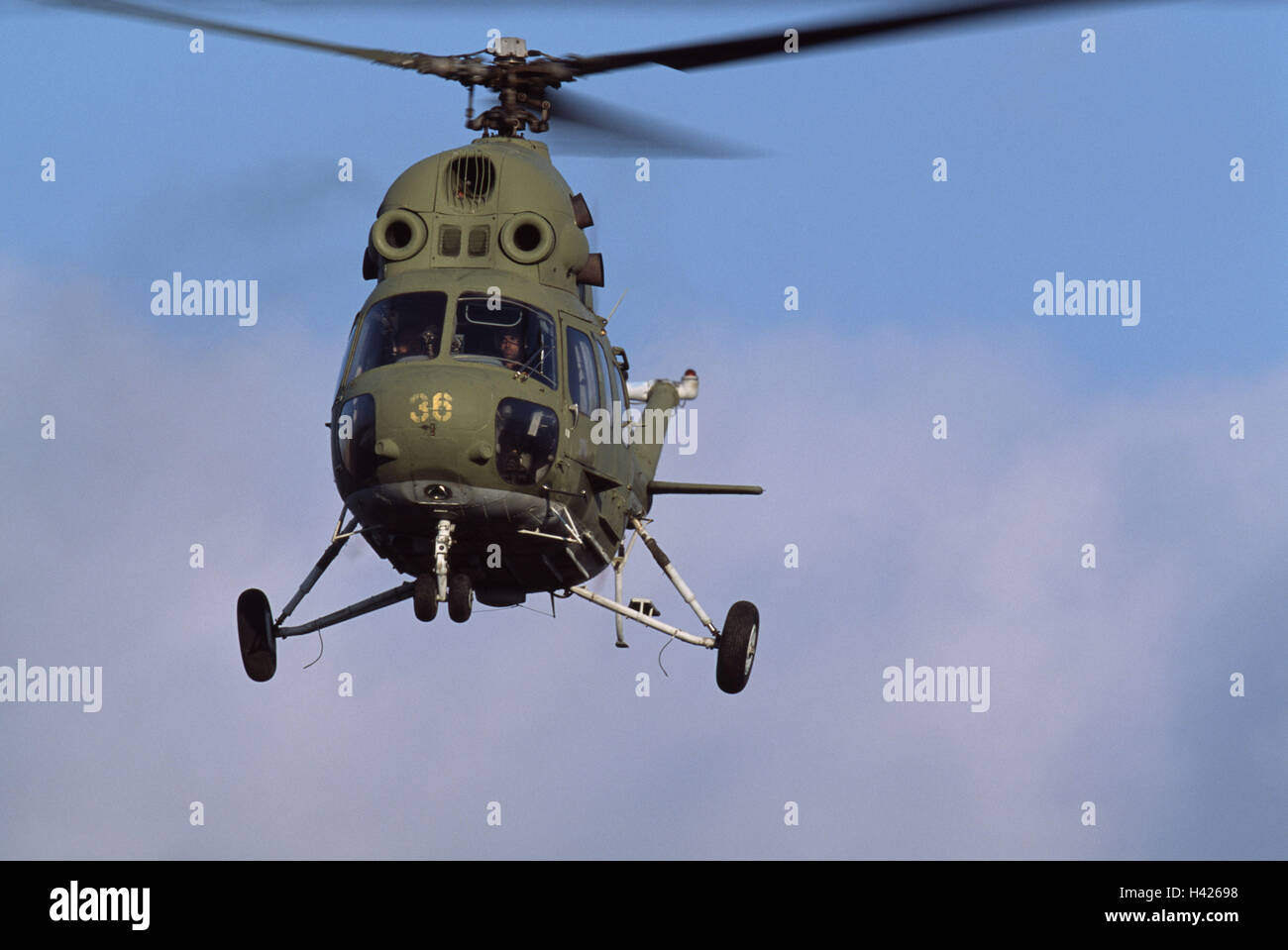 Mi 4 helicopter hi-res stock photography and images - Alamy
