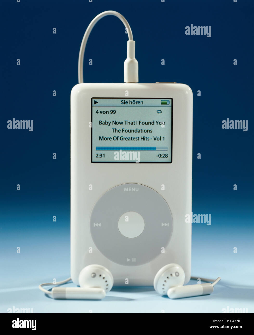 MP3-Player, Apple iPod photo, no property release, Conversation  electronics, technology, music, music pleasure, digitally, flexibility,  mobility, MP3 Player, display, information, illuminated titles, song  headphones Download, transportable, up-to-date ...