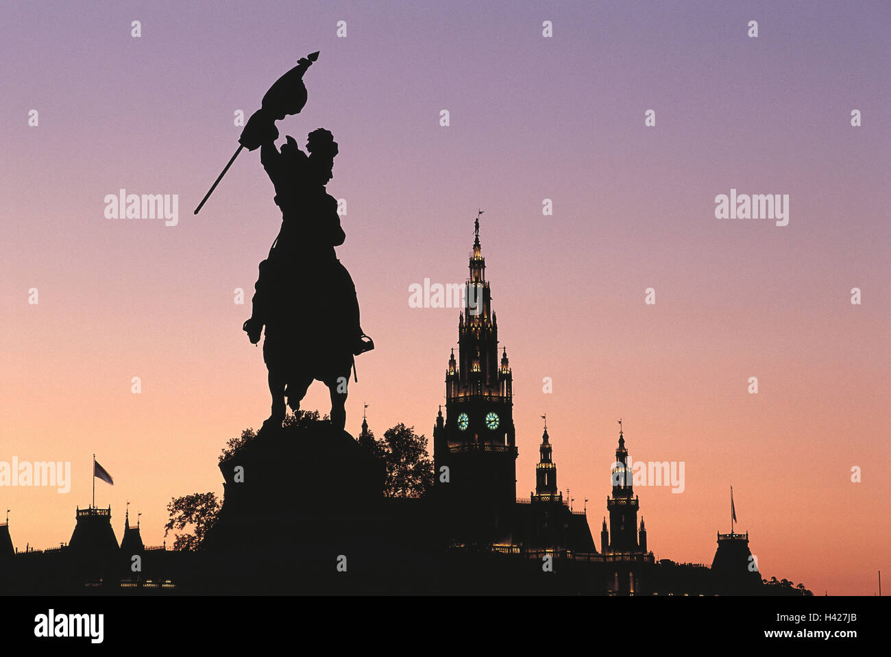 Austria, Vienna, heroic space, silhouette, equestrian statue archduke Karl, background, city hall, evening mood, Europe, capital, city hall building, structure, in 1872-83, builder Friedrich von Schmidt, architectural style, architecture, new Gothic, tower height 97.9 m, landmarks, place of interest, culture, space, freeze frame, bleed, monument, recollection, icon, conception, defence, superiority, overview, sublimity, power, inspiration, overview, consideration, afterglow Stock Photo