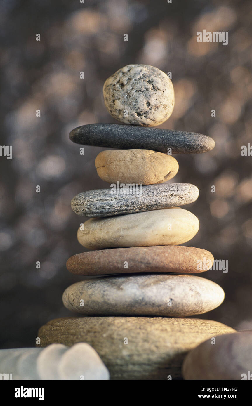 River stones hi-res stock photography and images - Alamy