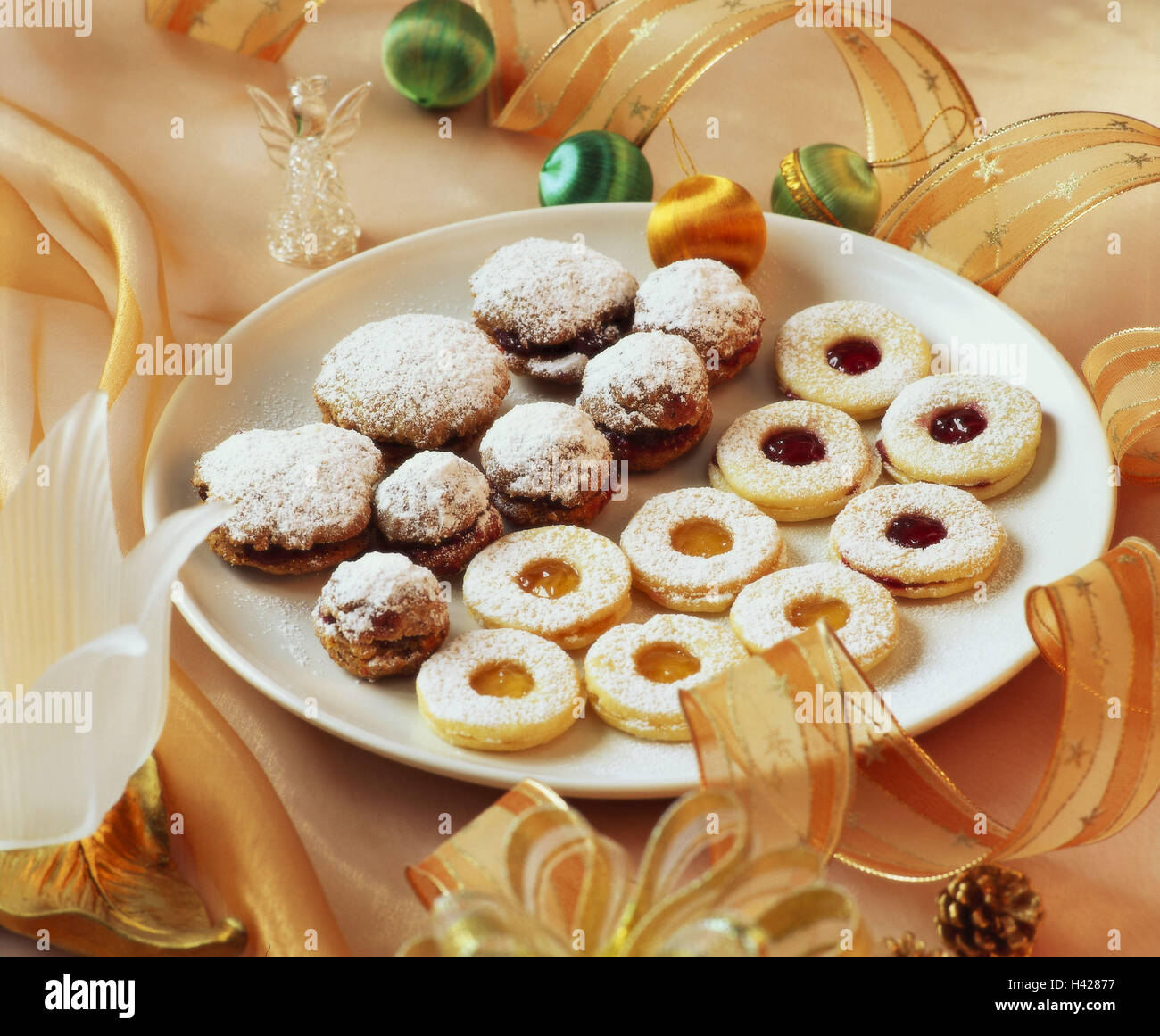 Christmas, table, decoration, festive,  Plates, Christmas places,   Advent, Christmas plates, Christmas cookies, cookies, places, sweetly, sweet, pastries, eat candy, rich in calories, food, quietly life, fact reception, Stock Photo