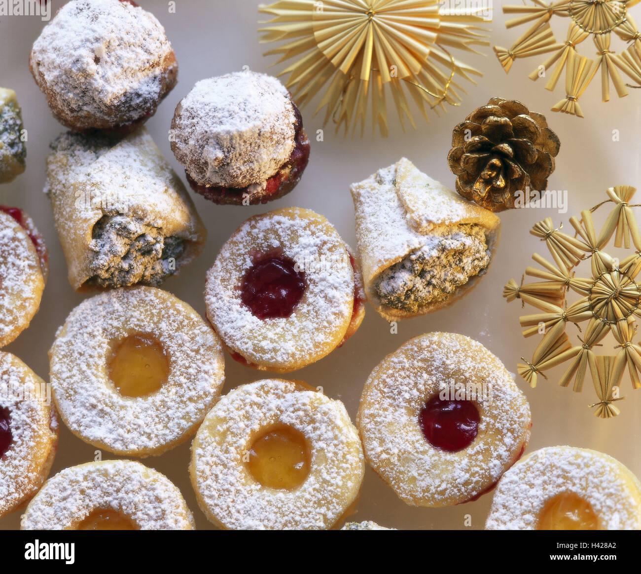 Christmas, Weihnachtsdekoration,  Christmas places,   Advent, decoration, poinsettia, straw stars, Christmas cookies, cookies, places, sweetly, sweet, pastries, eat candy, rich in calories, food, quietly life, fact reception, Stock Photo
