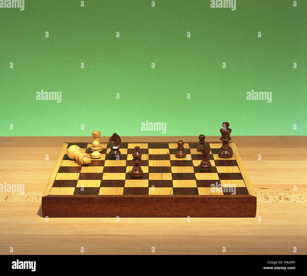 Checkmate concept hi-res stock photography and images - Alamy