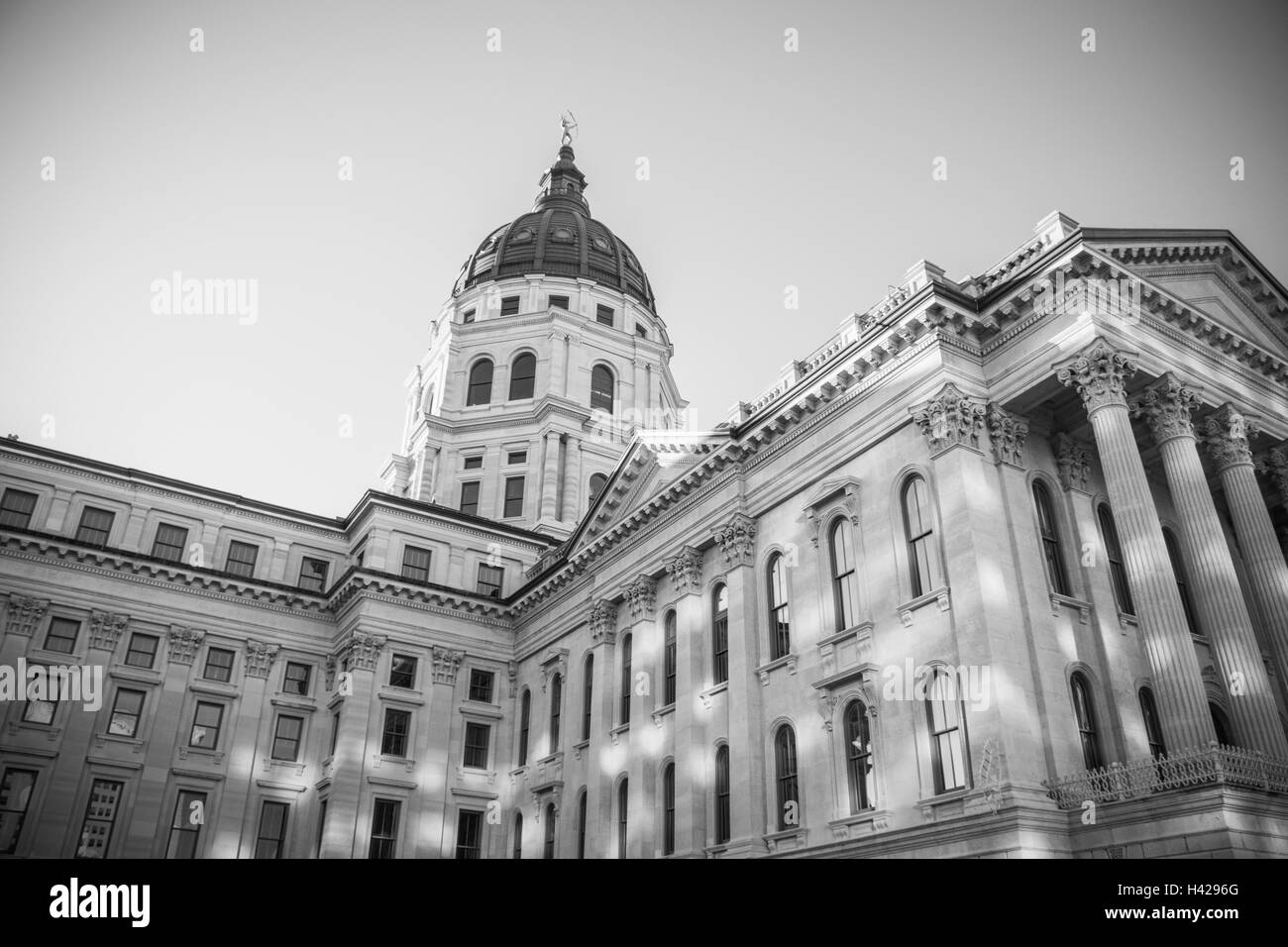 topeka, kansas capitol building Stock Photo Alamy