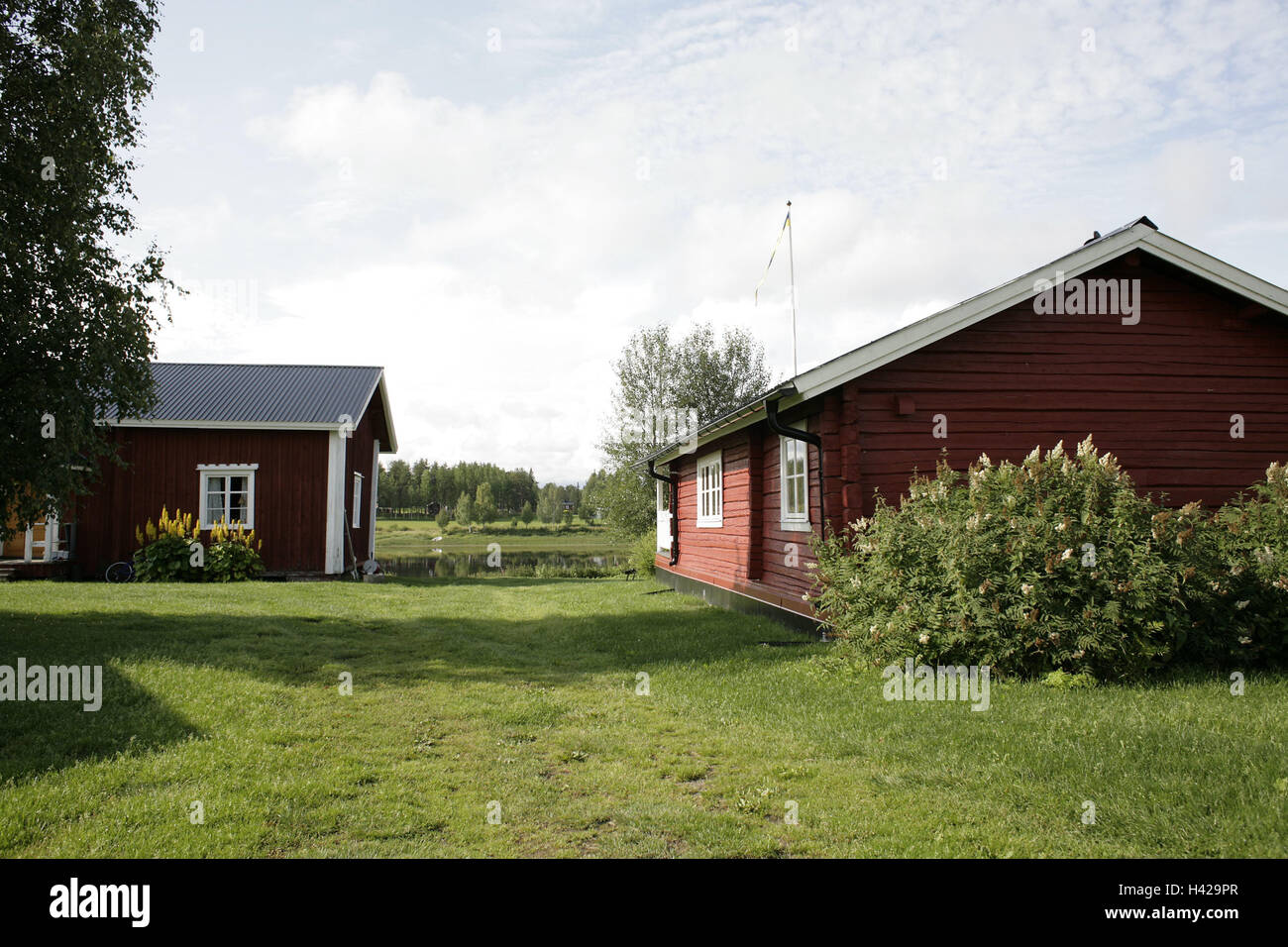 Sweden, Norrland, Norrbotten, riverside, timber houses, Scandinavia, polar circle, river, meadows, rurally, remotely, shrubs, houses, timber-frame construction way, architecture, typically, typically for country, deserted, neighborhood, red, Stock Photo