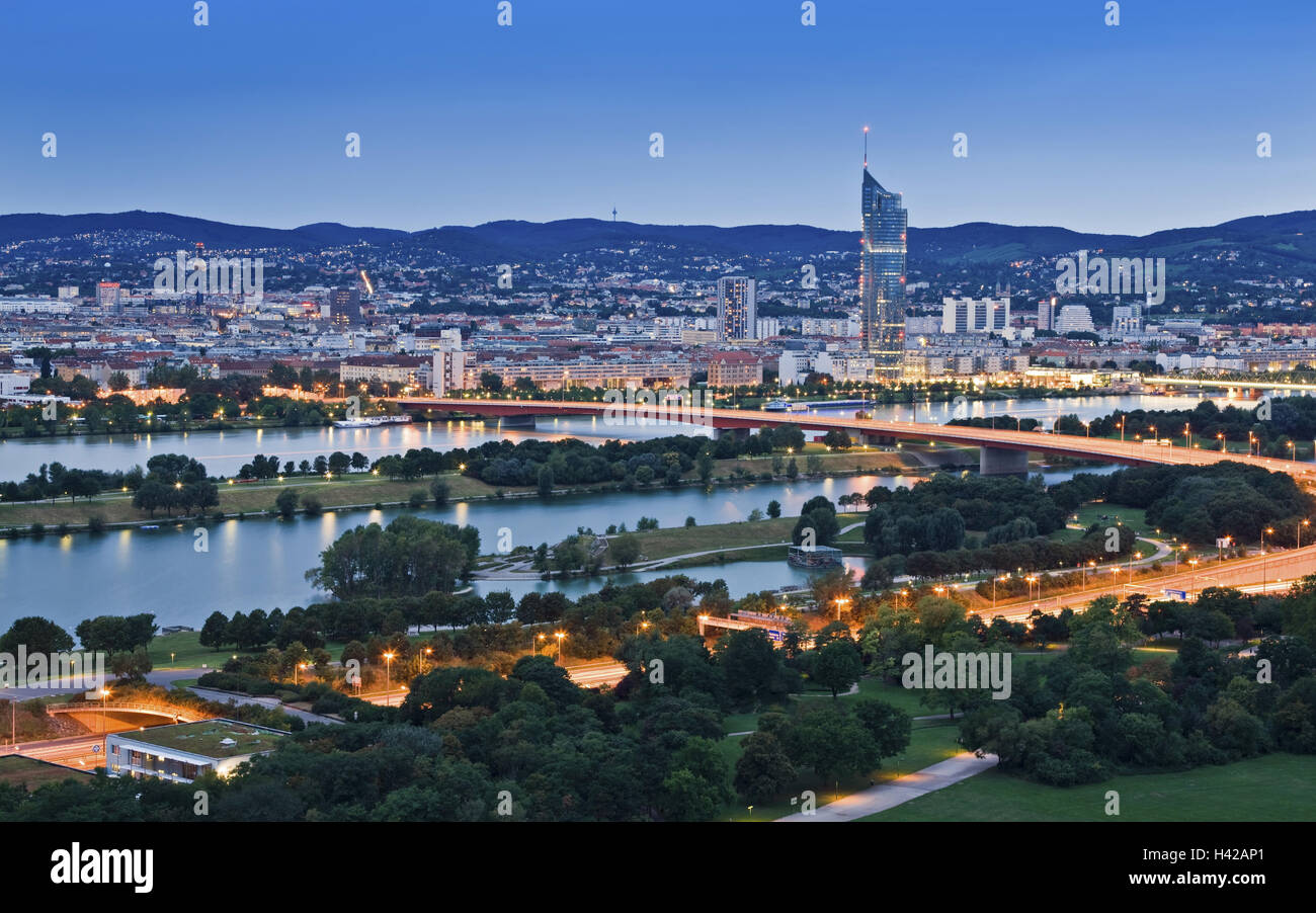 Austria, Vienna, the Danube, Danube island, overview, evening Stock
