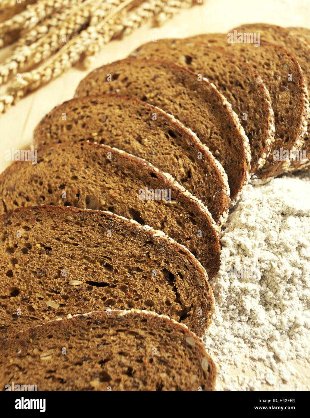 Wholemeal bread, cut open, wholemeal flour, grain ears, detail, bread