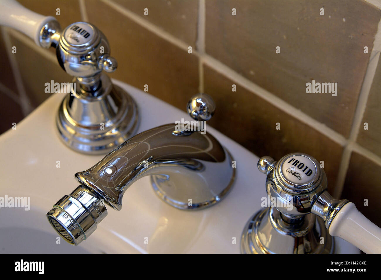 Wareh Basins Faucets Froid Chaud Hotly Drily Cleans Detail
