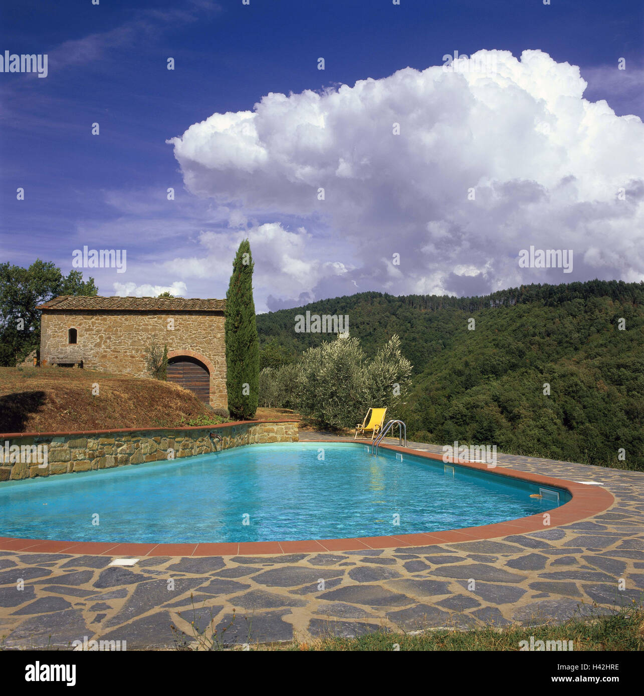 Italy Tuscany Villa Swimming Pool Europe Southern Europe Repubblica Italiana Mittelitalien Toscana Country House House Residential House Summer Cottage Country Estate Pool Swimming Pool Vacation Rest Scenery Heaven Clouds Cloudy
