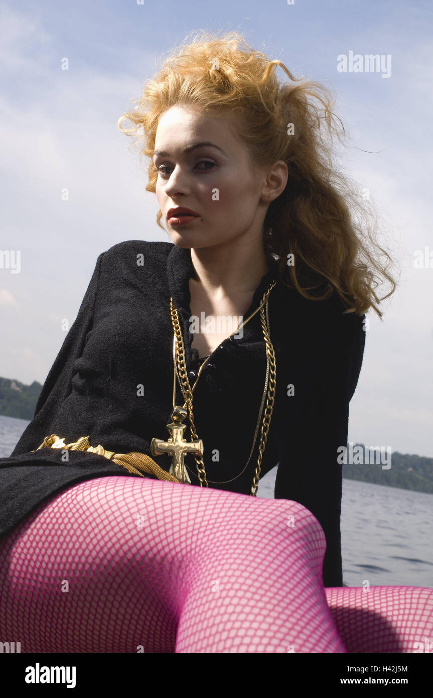 Lakes, woman, young, fashionably, bridge, sit, pose, back light, person, young, red-blond, long-haired, minidress, black, network socks, pink, jewellery, necklaces, costume jewellery, wait, self-assurance, fashion, outfit, styling, arrogance, sublimity, decadent, lifestyle, Stock Photo