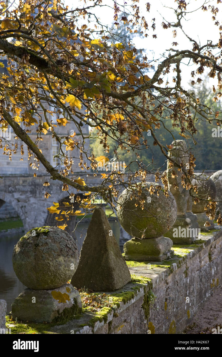 France, Burgundy, Saône-et-Loire, Chateau de Sully, castle defensive wall, detail, autumn mood, Stock Photo