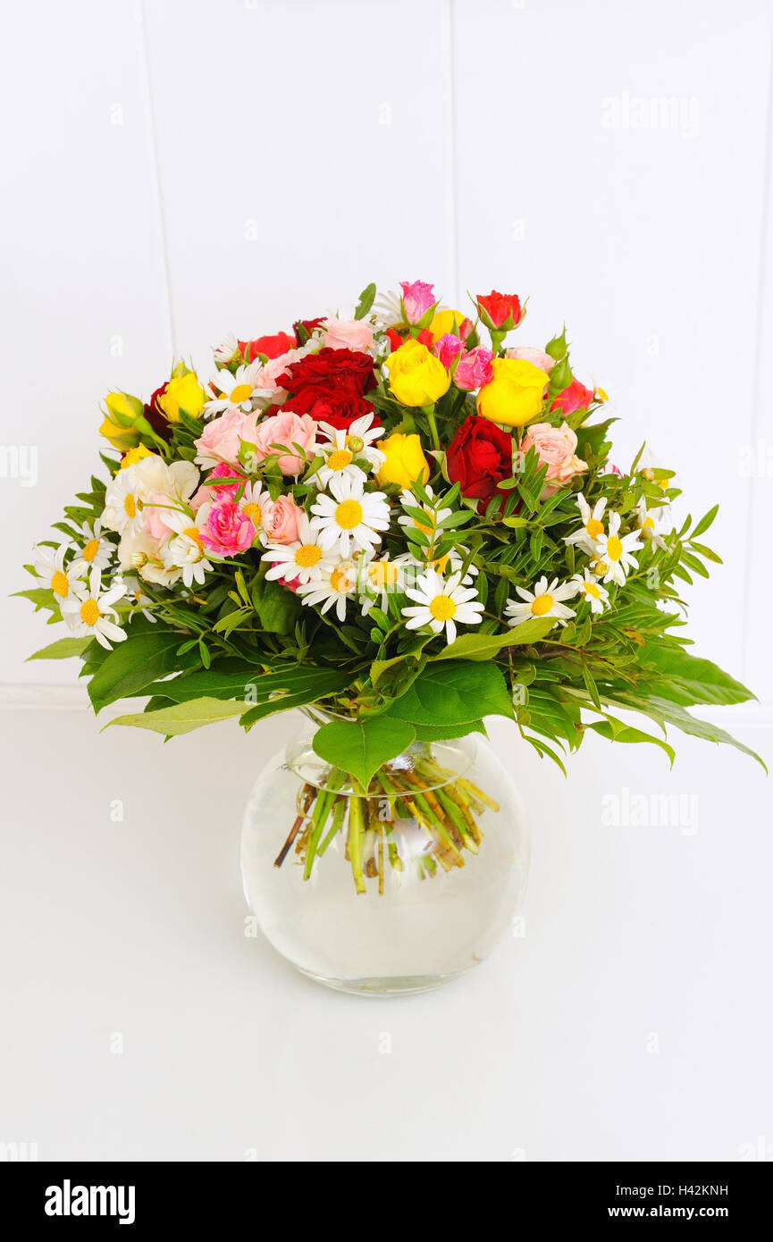 Glass vase, bouquet, brightly, vase, flower vase, flowers, cut flowers,  colours, passed away, roses, yellow, red, pink, pink, marguerites, flower  trusses, blossom, blossoms, botany, flora, present, icon, love, dear proof,  studio Stock