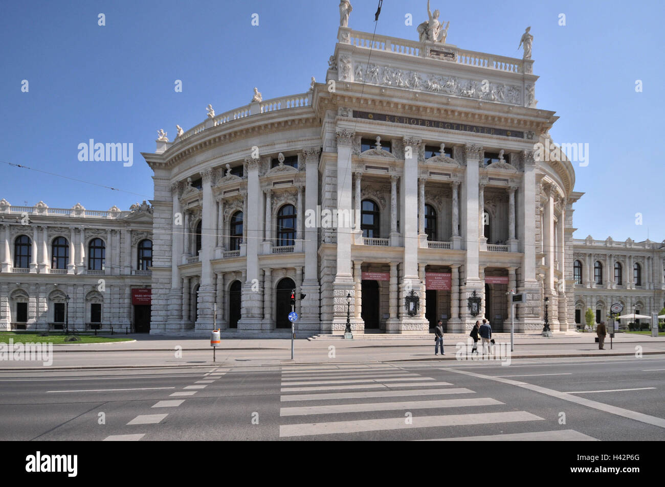 Austria, Vienna, Burgtheater, passer-by, Stock Photo