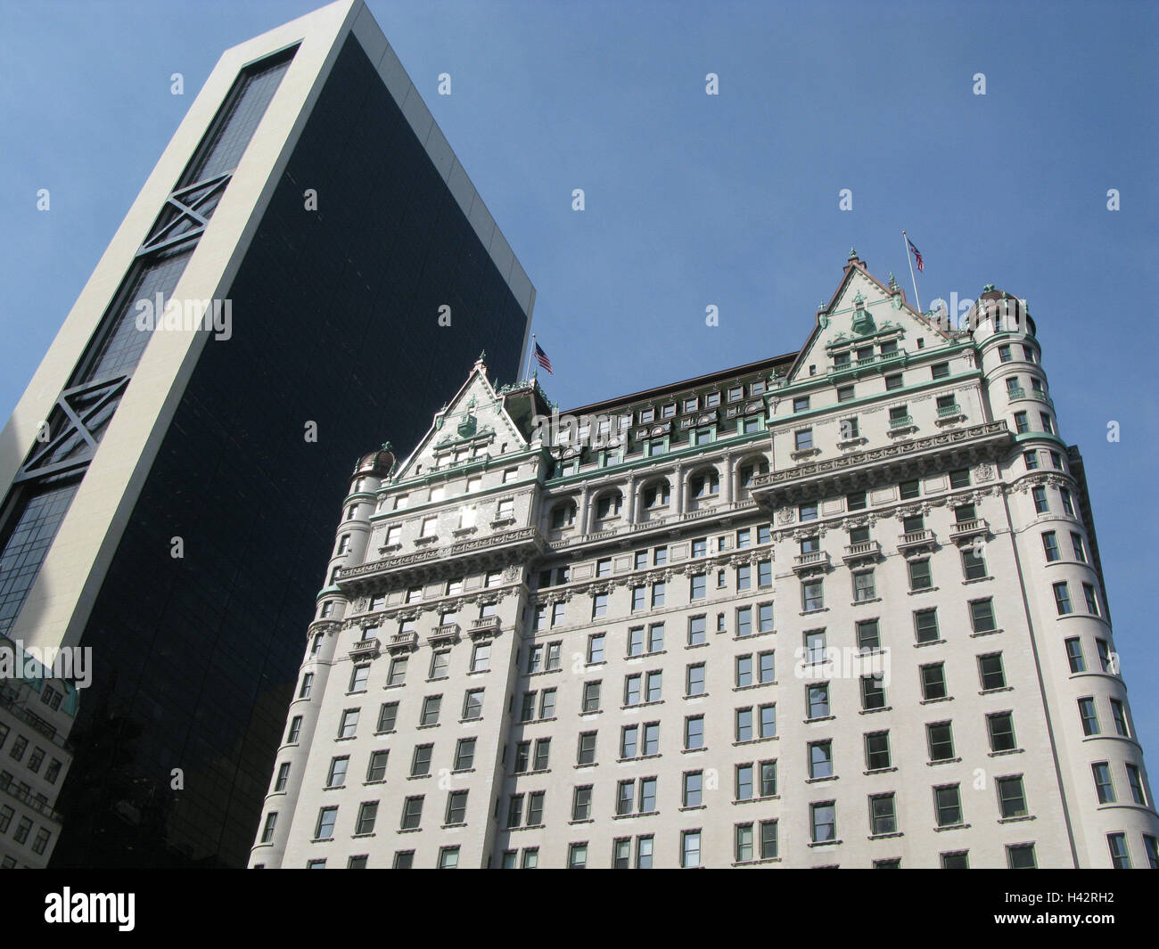 The USA, New York city, Manhattan, plaza Hotel, Facade, High rise, Detail, North America, town, destination, building, structure, hotel business, architecture, hotel building, five-star hotel, luxury, high-class hotel, nobly, steeped in tradition, outside, architectural style, new Gothic, modern, Stock Photo