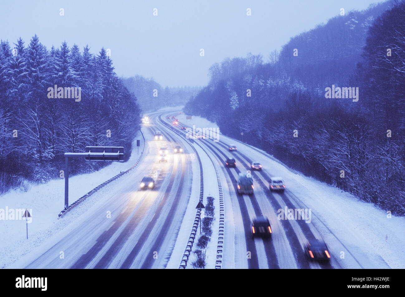 Slides bad weather hi-res stock photography and images - Alamy