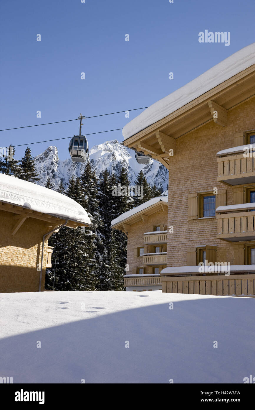 Austria, Vorarlberg, Gargellen, cable car, timber houses, mountains, winter, Stock Photo
