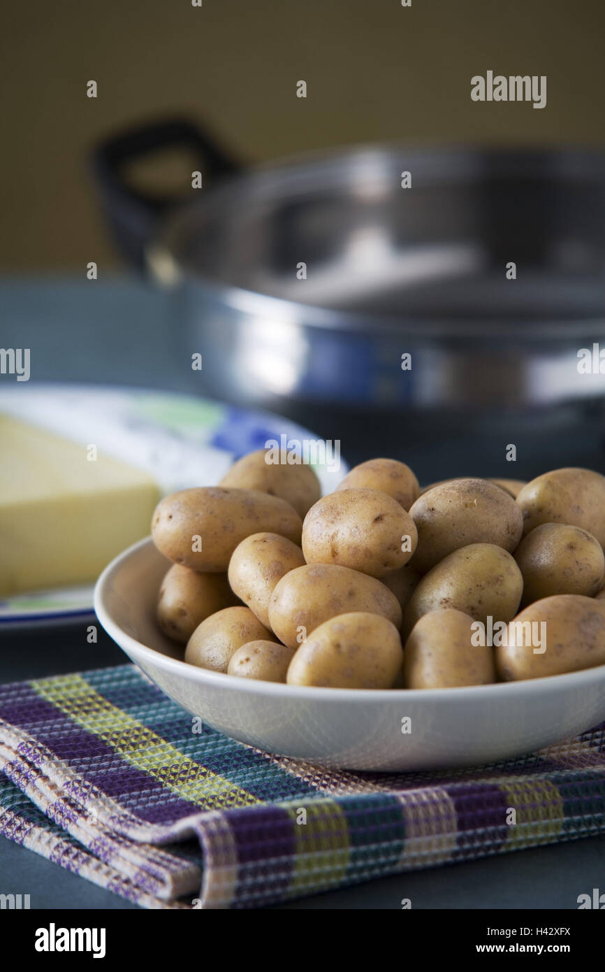 Porcelain dish, potatoes, butter, pot, kitchen cloth, detail, fuzziness, Stock Photo