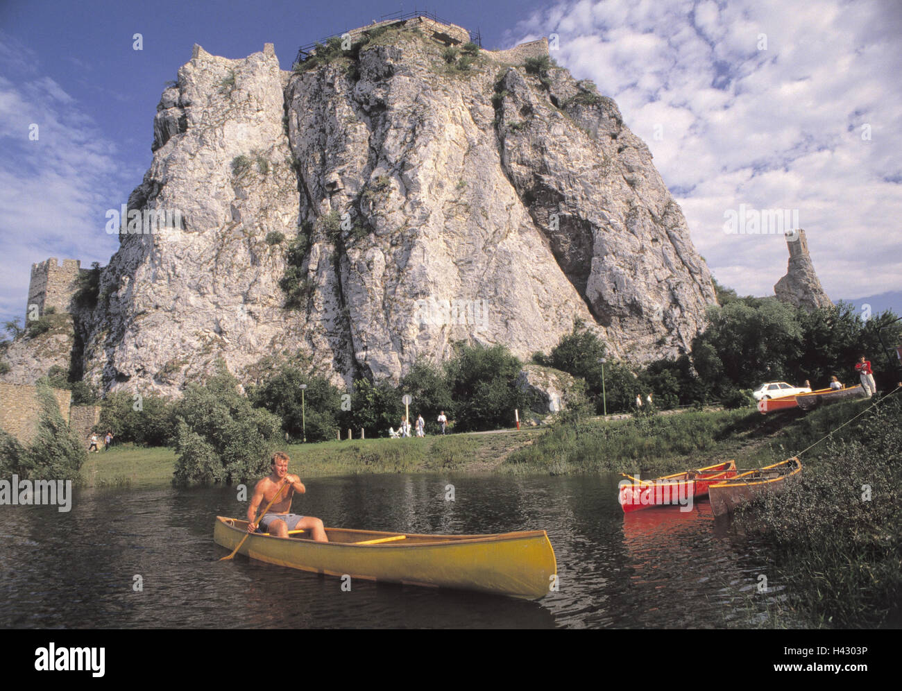 The Slovakian republic, Bratislava, the Danube, canoe driver, summer, Slovakia, Bratislava, scenery, river, waters, canoe driving, leisure time, hobby, vacation, activity, bile, mountain, ruin Thebes 'Hrad Devin', national shrine, culture, place of intere Stock Photo