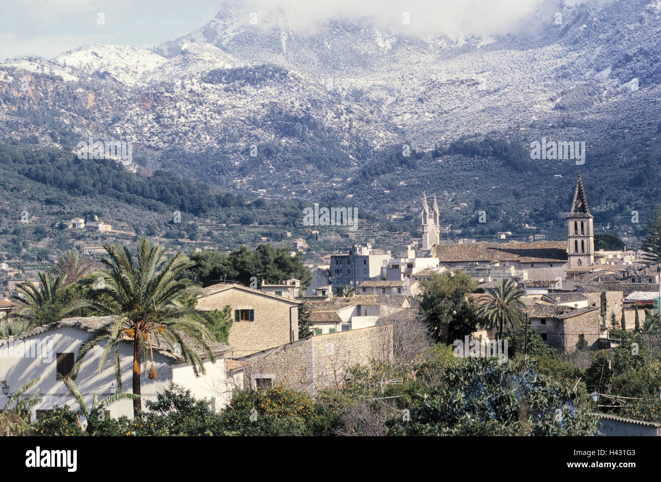 Solle Town Spain, Majorca, Soller, town view, winter, the Mediterranean Sea, the ...