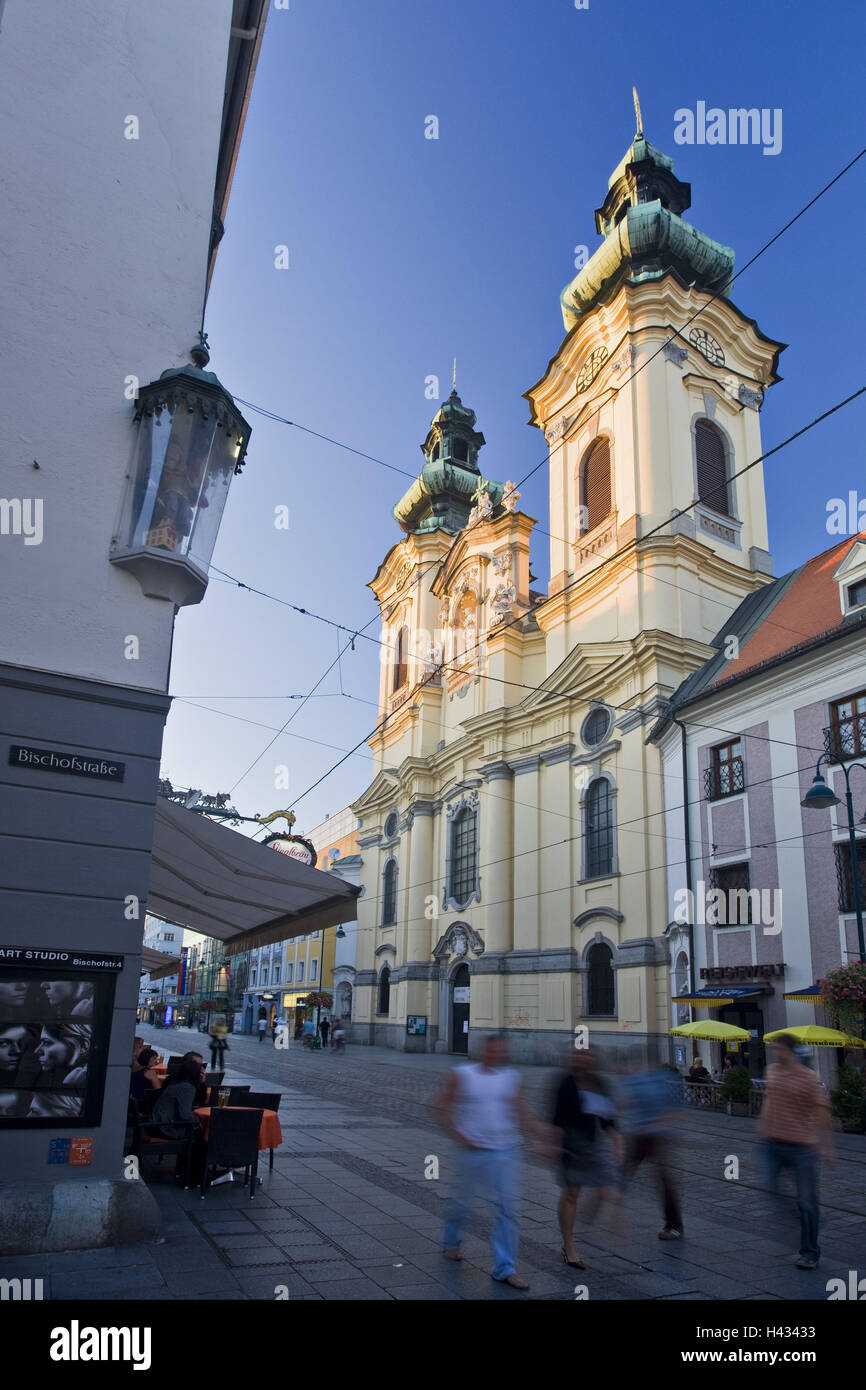 Linz old town austria hi-res stock photography and images - Alamy