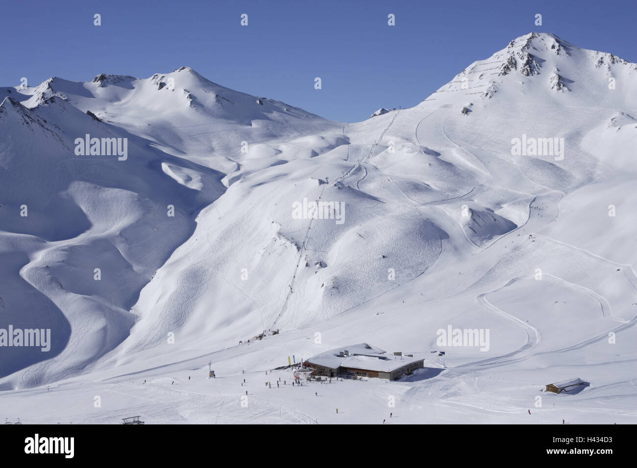 Austria, Tyrol, Serfaus-Fiss-Ladis, skiing area, mountain ...