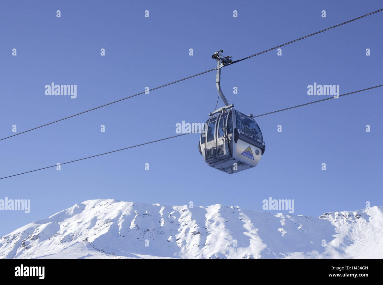 Austria, Tyrol, Serfaus, Komperdellbahn, gondola, alps, mountains ...