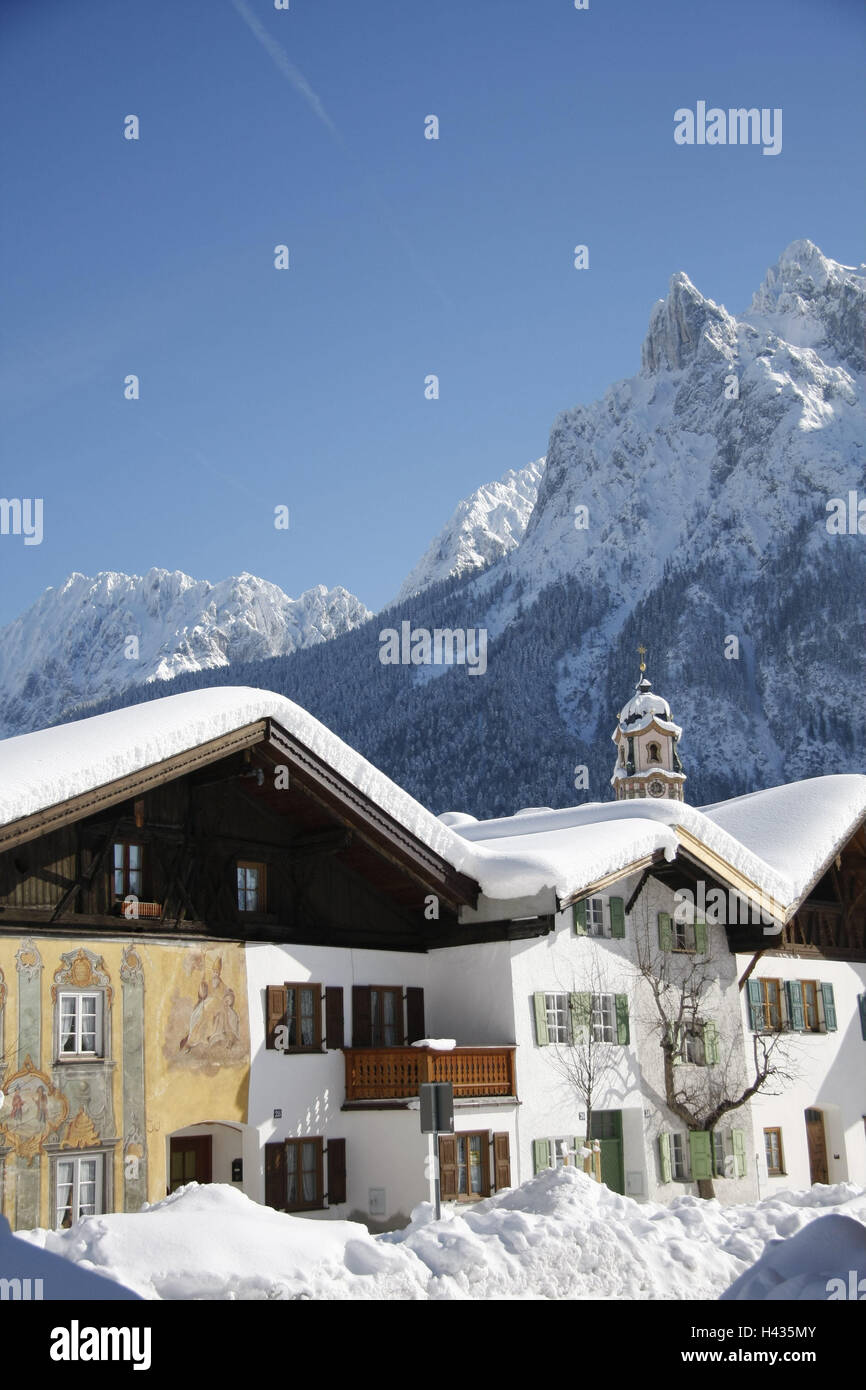Germany, Bavaria, Mittenwald, district semolina, farmhouses, steeple, Karwendel, snow, sunny