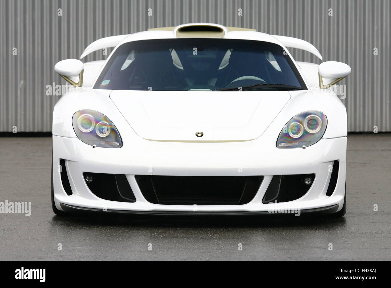 Porsche Gemballa Mirage GT, white, front view, Stock Photo