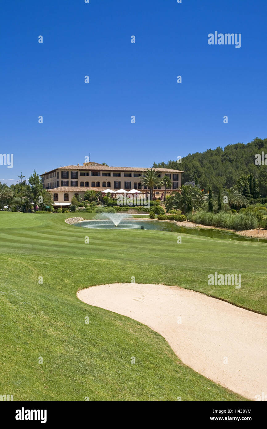 Spain, the Balearic Islands, island Majorca, Palma, Son Vida, golf course, Green, pond, club house, Stock Photo
