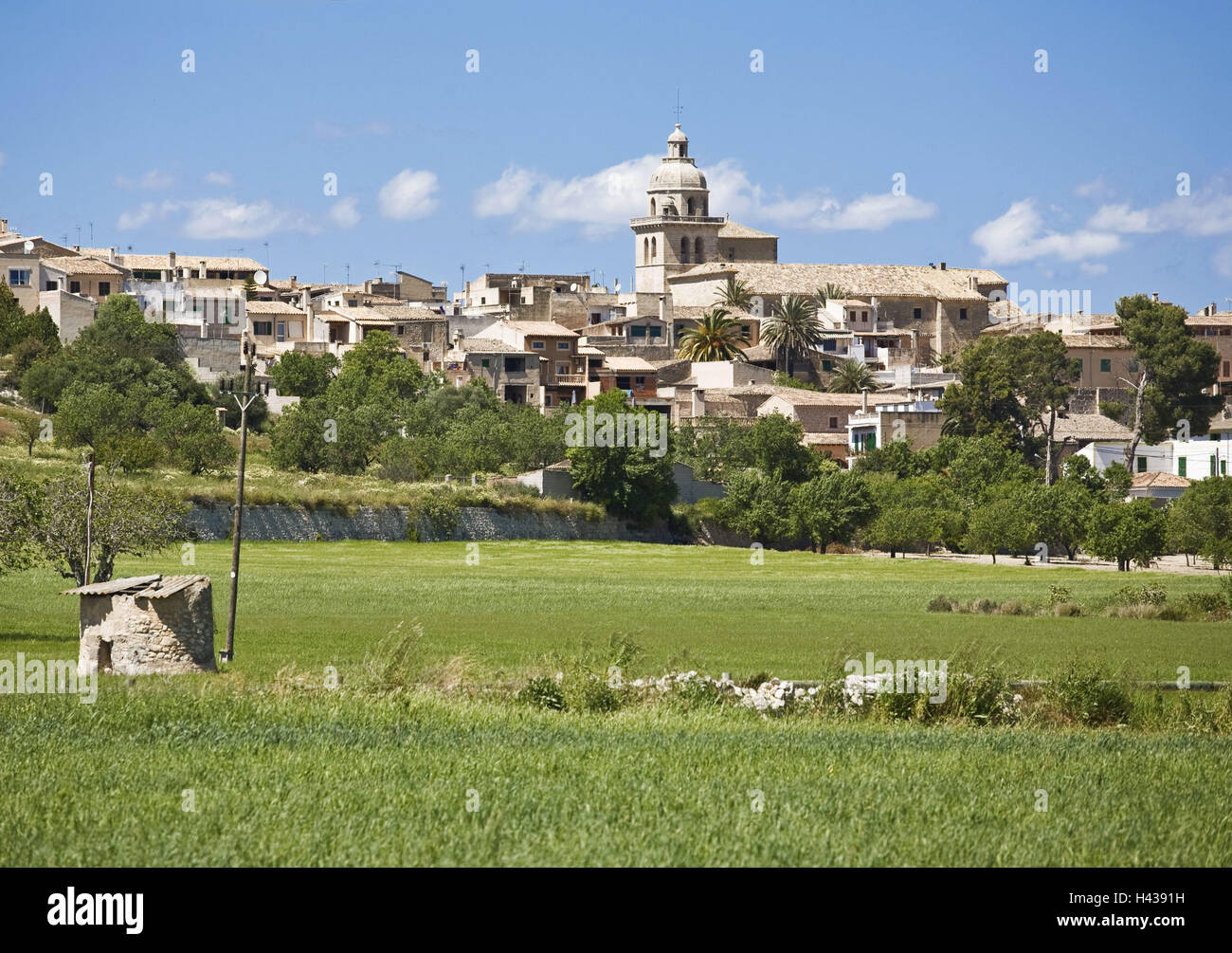 Spain, the Balearic Islands, island Majorca, Montuiri, local view, church, Stock Photo