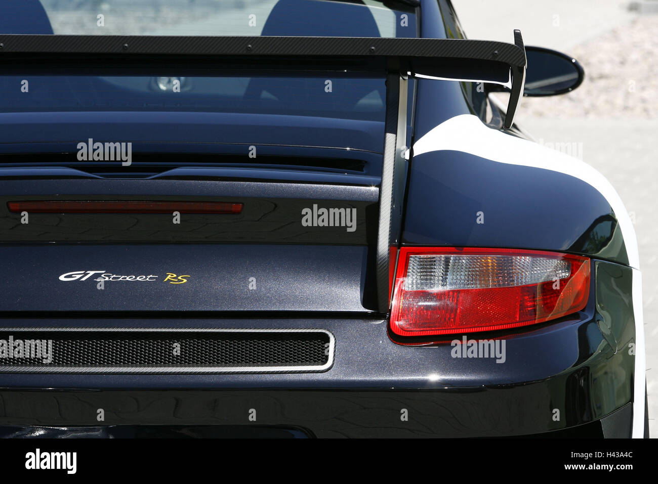 Car spoiler hi-res stock photography and images - Alamy