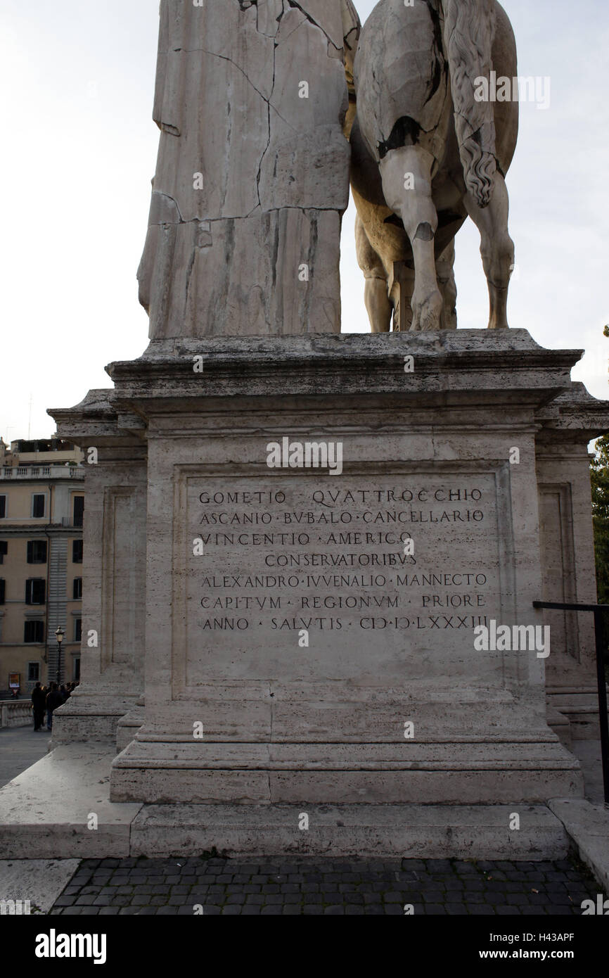 Horse statue rome hires stock photography and images Alamy