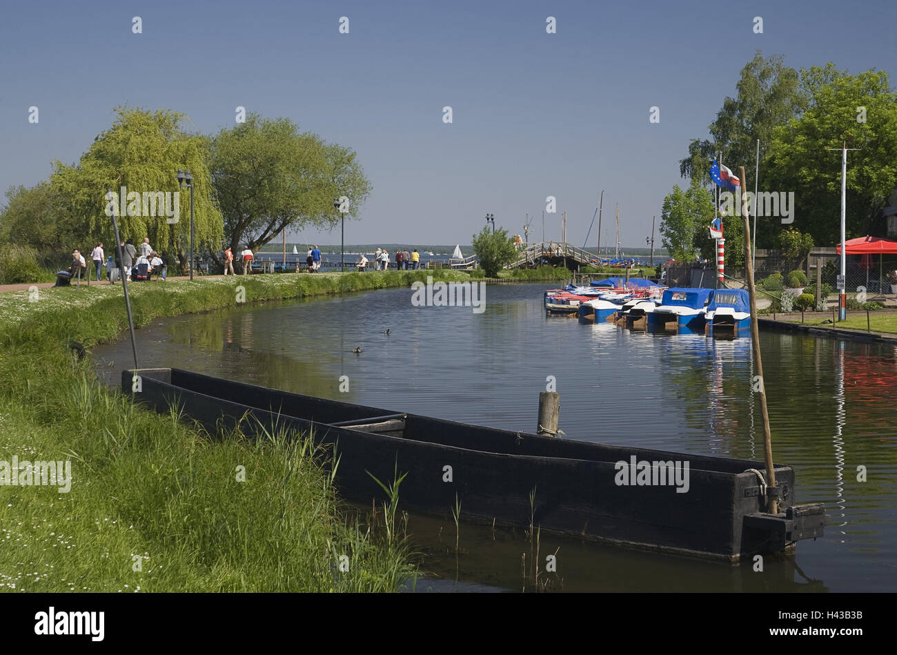 Germany, Lower Saxony, Steinhude, harbour, Steinhuder sea, Wunstorf, part town, scenery, lake, boots, bridge, landing stage, shore, way, person, tourist, tourism, outside, summer, resort, inland lake, nature reserve, Stock Photo