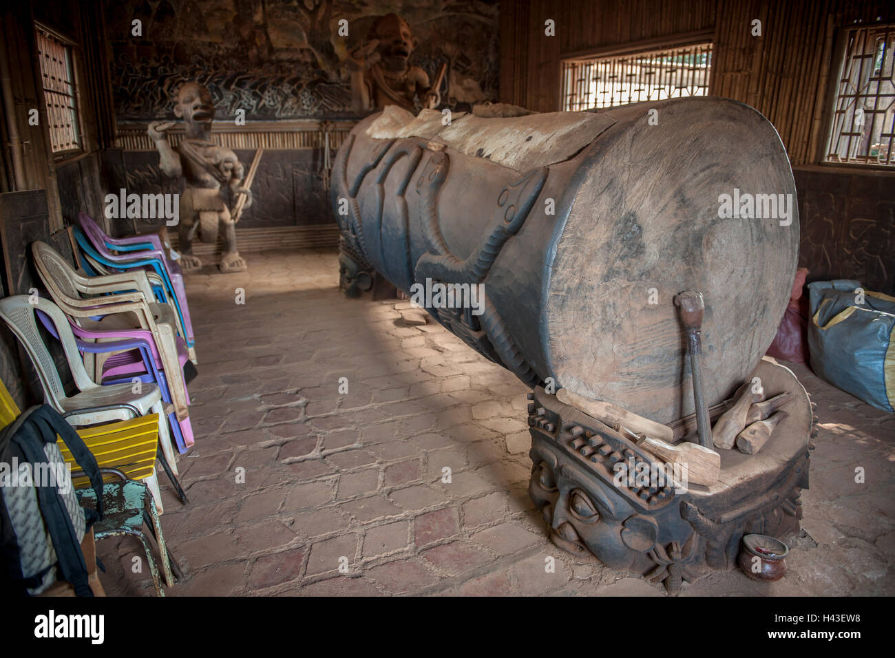 Drum from a tree trunk in a Tam-Tam House, Foumbam, West Region, Cameroon Stock Photo