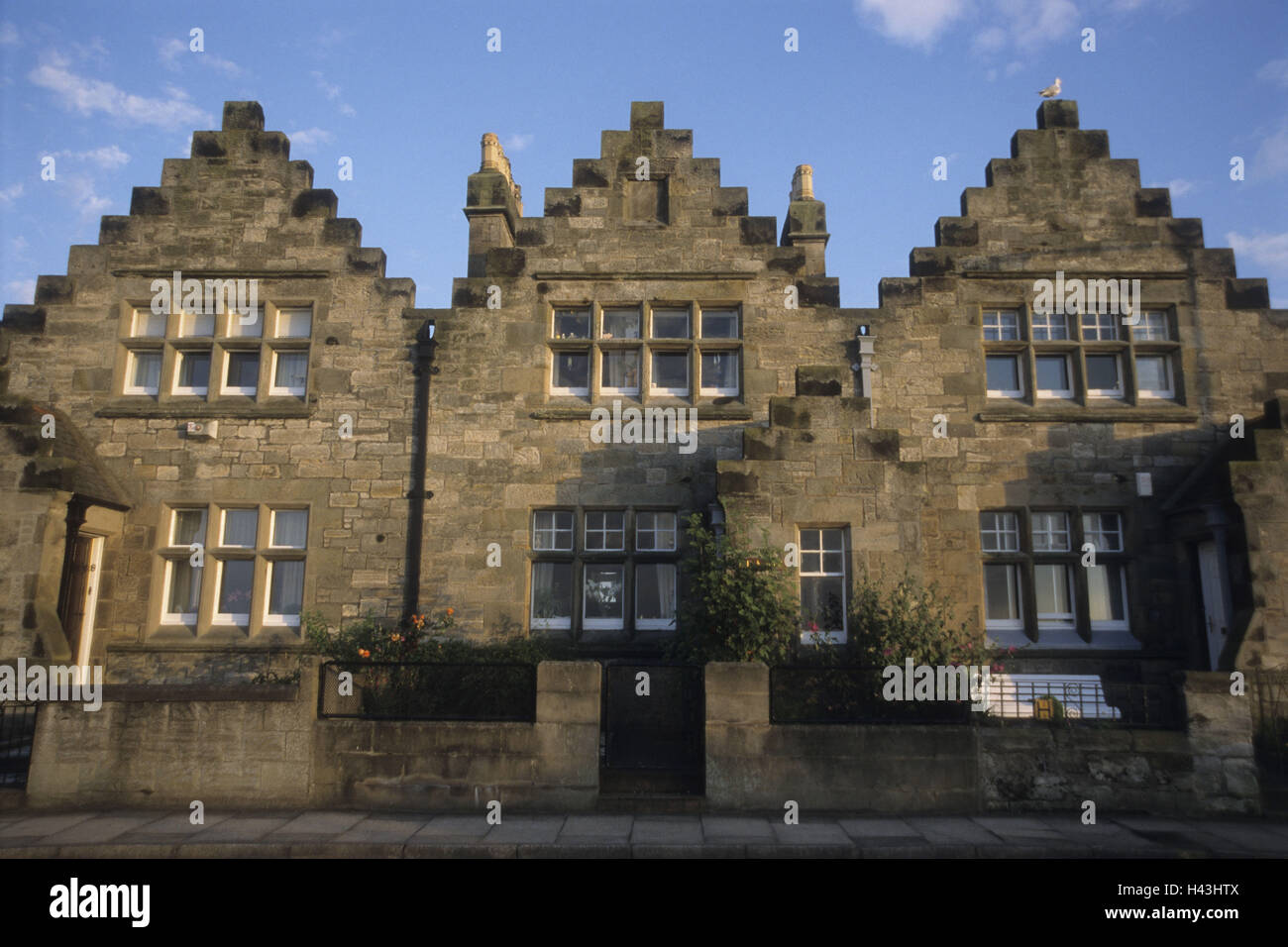 Edinburgh terrace hires stock photography and images Alamy
