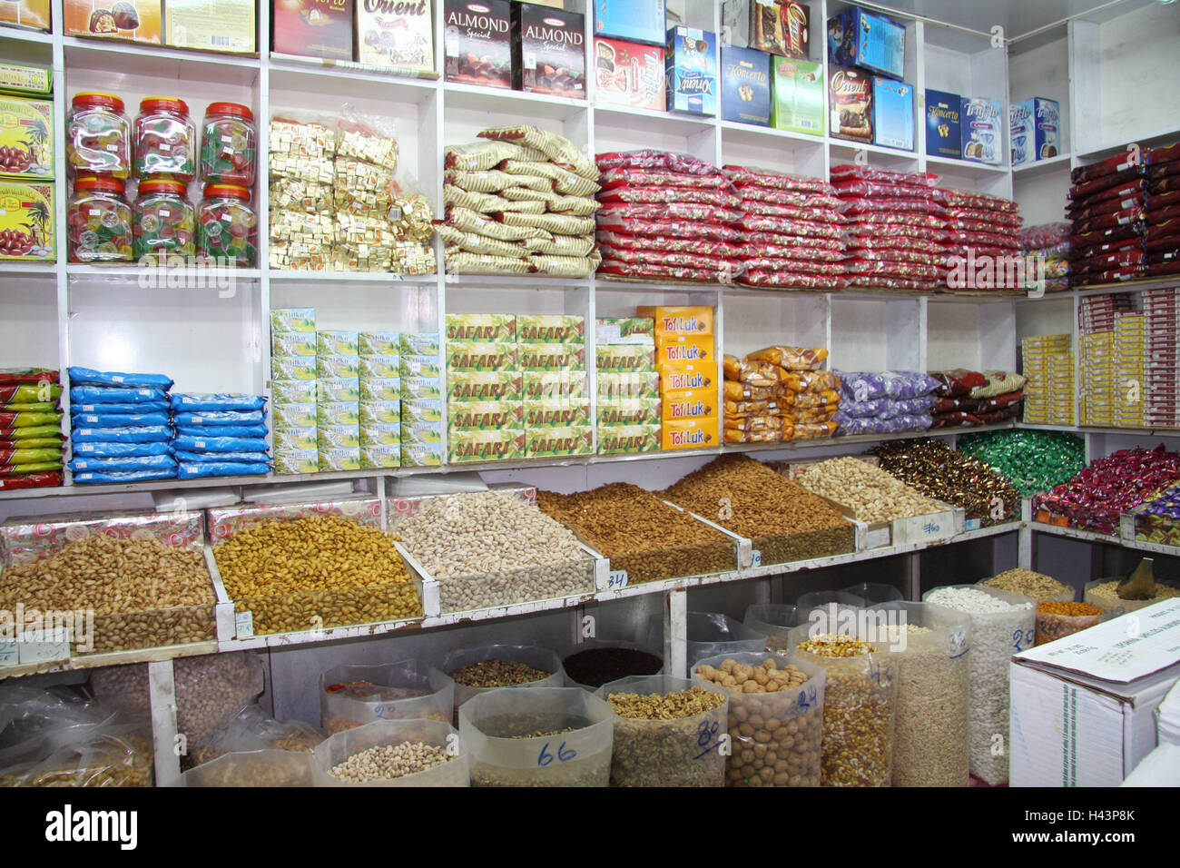Qatar, Doha, Souq Wagif, spice shop, nuts, figs, detail, Qatar