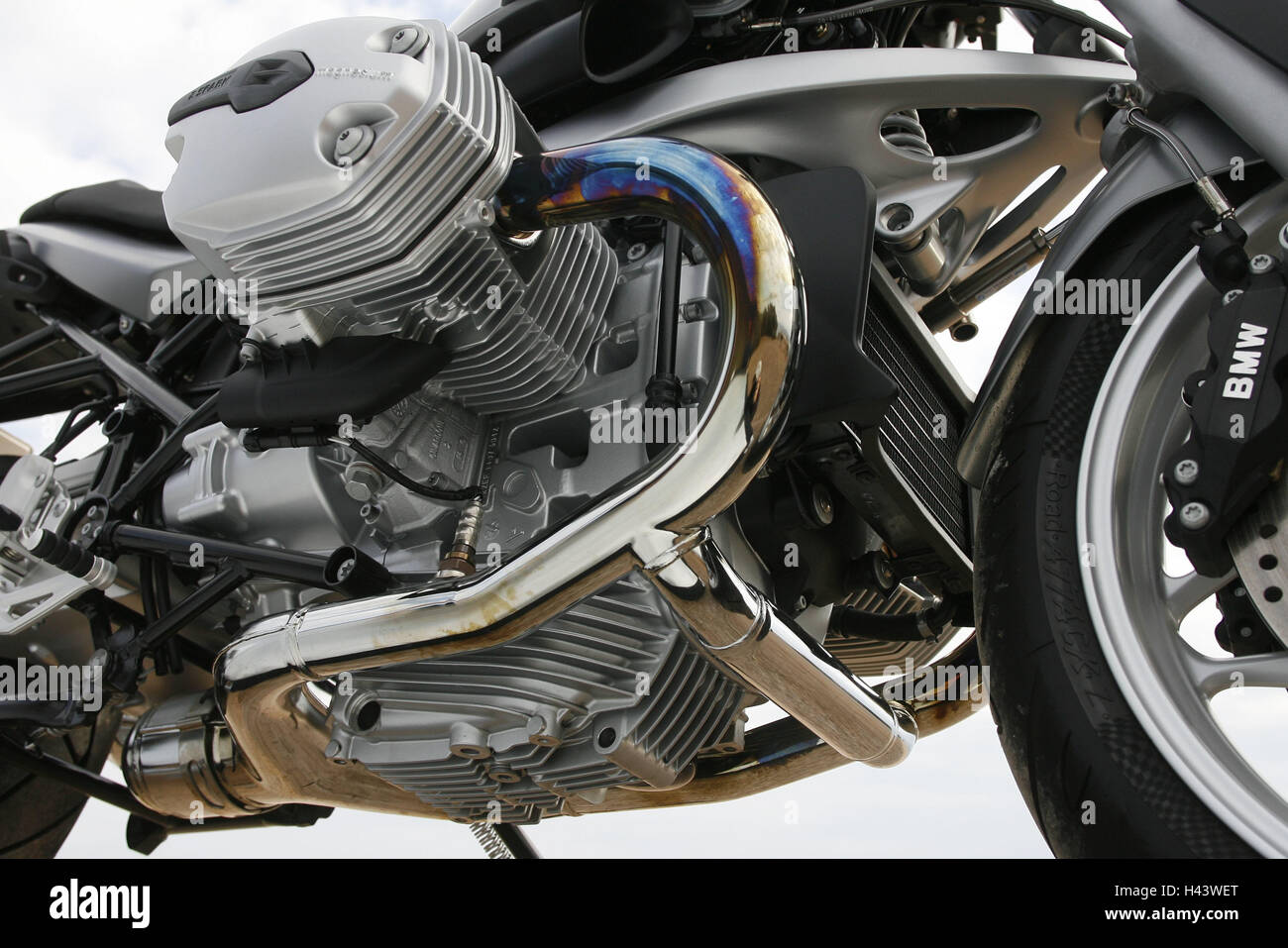 Two-cylinders VT, BMW R 1200 R, detail, cylinder block, BMW R-1200-R, engine, motorcycle, stand, curled, nobody, outside, Stock Photo